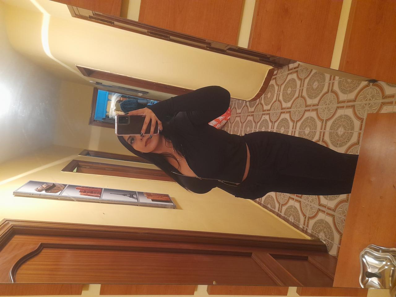 Chica busca chico en Tenerife: 