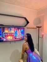 617257059: Chica busca chico en Valencia