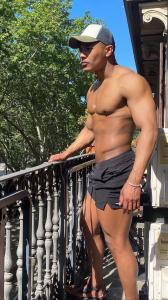 674966448: Chico busca chica en Gerona