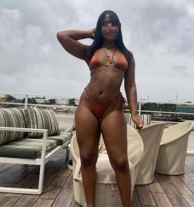 Chica busca chico en Pontevedra: 