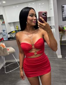 671430136: Transexual en Barcelona