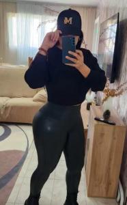 614751136: Chica busca chico en Zaragoza