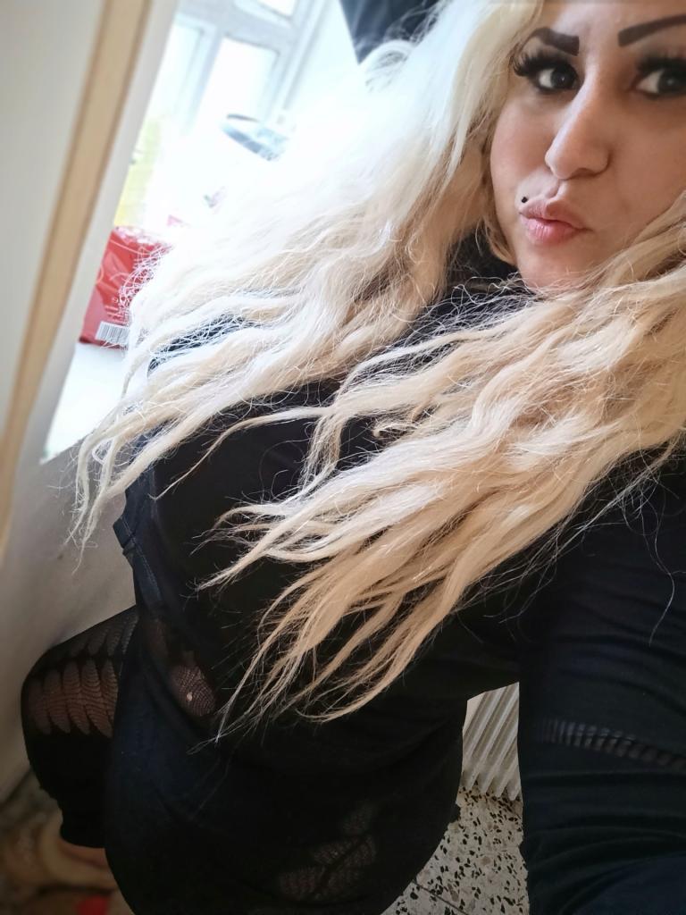 Chica busca chico en León: 