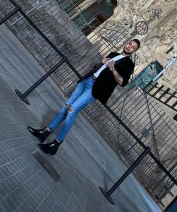 Chico busca chica en Gerona: 