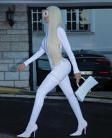 672301641: Chica busca chico en Ibiza