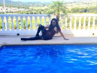 660813737: Chica busca chico en Madrid