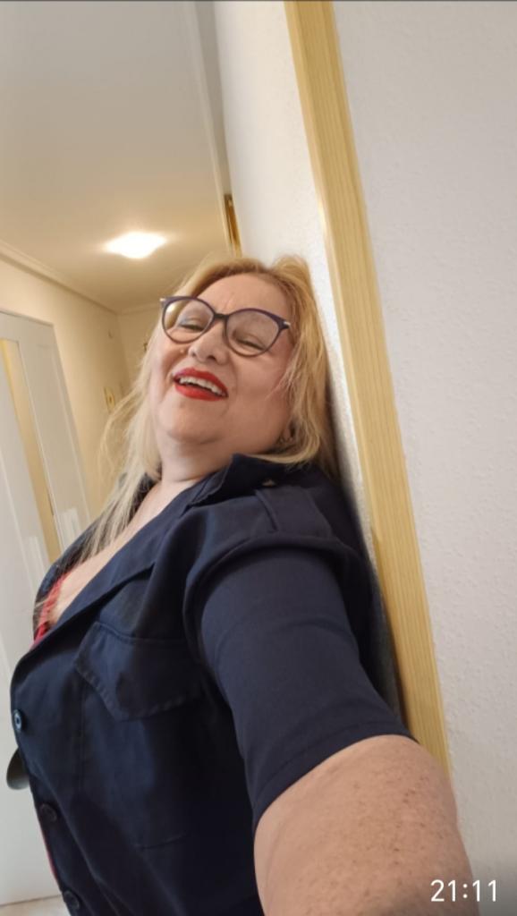 Chica busca chico en Alicante: 