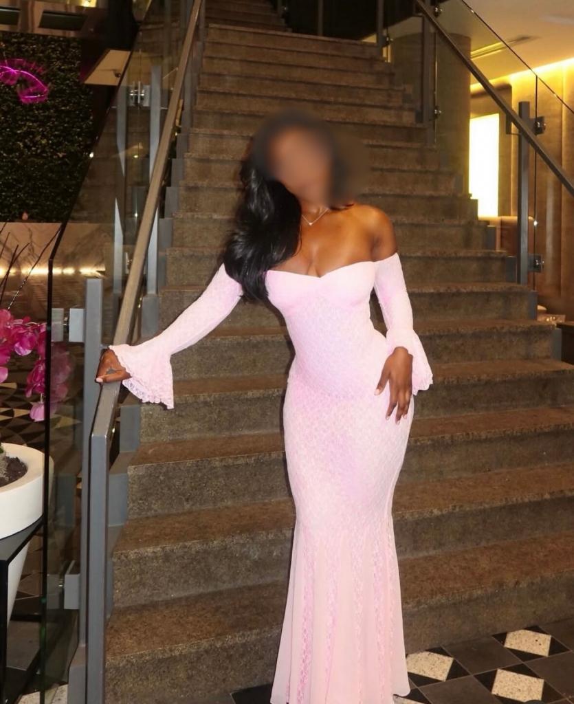 Chica busca chico en Cantabria: 