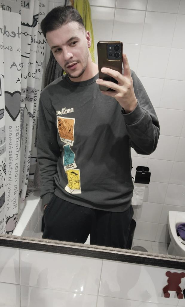 613778704: Chico busca chica en Sevilla