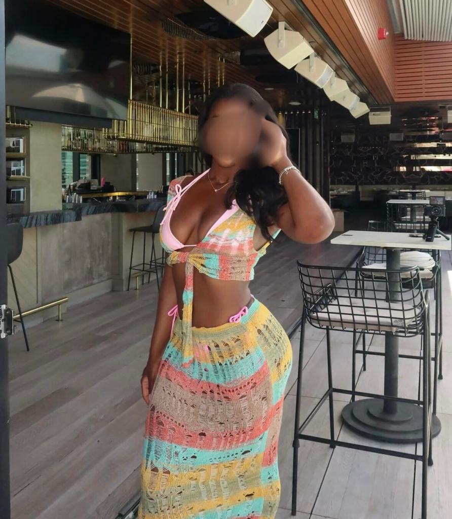 Chica busca chico en Cantabria: 