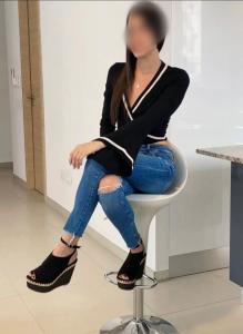 641985912: Chica busca chico en Zaragoza