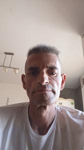 684715889: Chica busca chico en Valencia