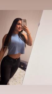 631416977: Chica busca chico en Gerona