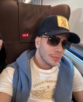 672582363: Chico busca chica en Sevilla