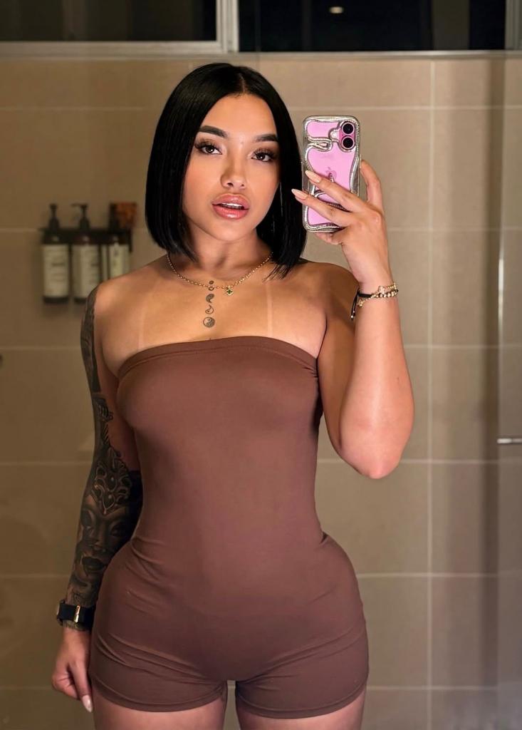 Chica busca chico en Granada: 