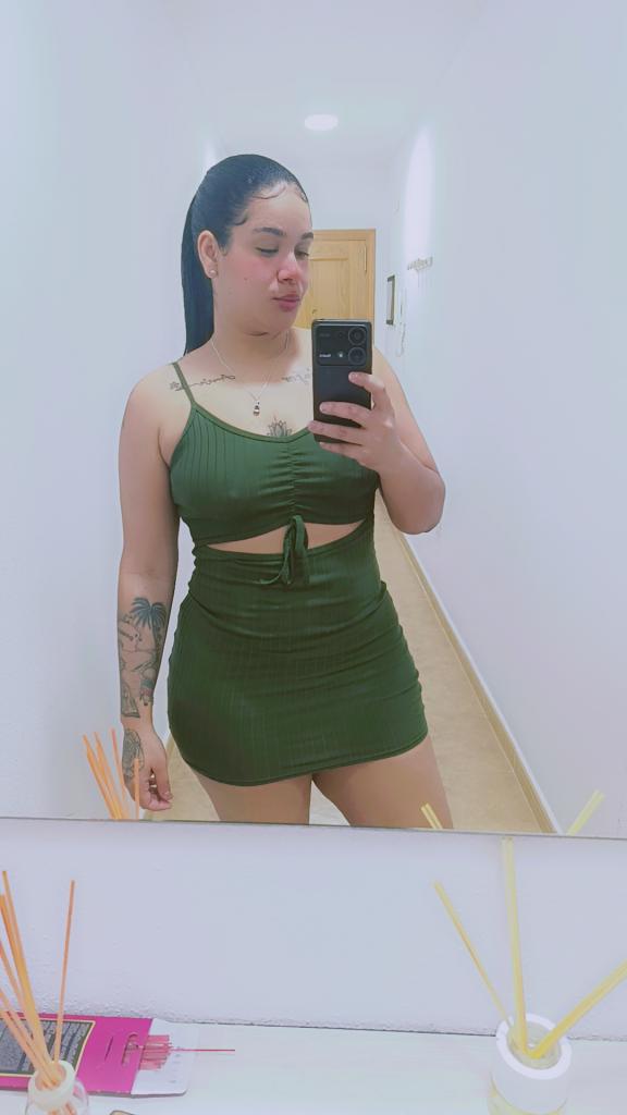 643139434: Chica busca chico en La Coruña