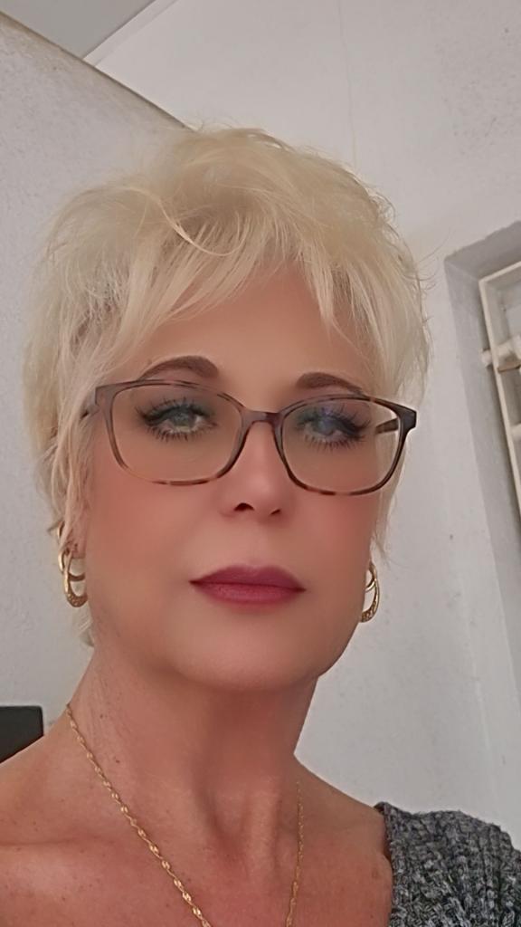 646176033: Chica busca chico en Mallorca