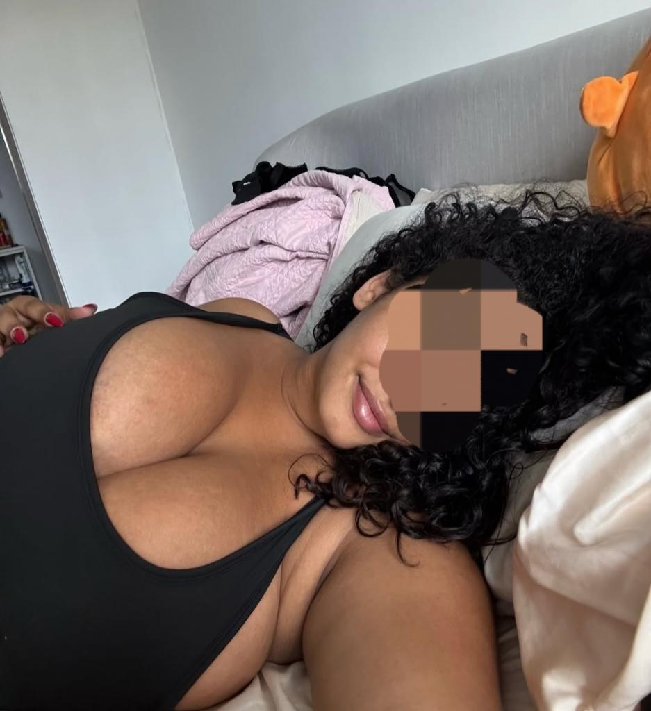 667524720: Chica busca chico en Badajoz