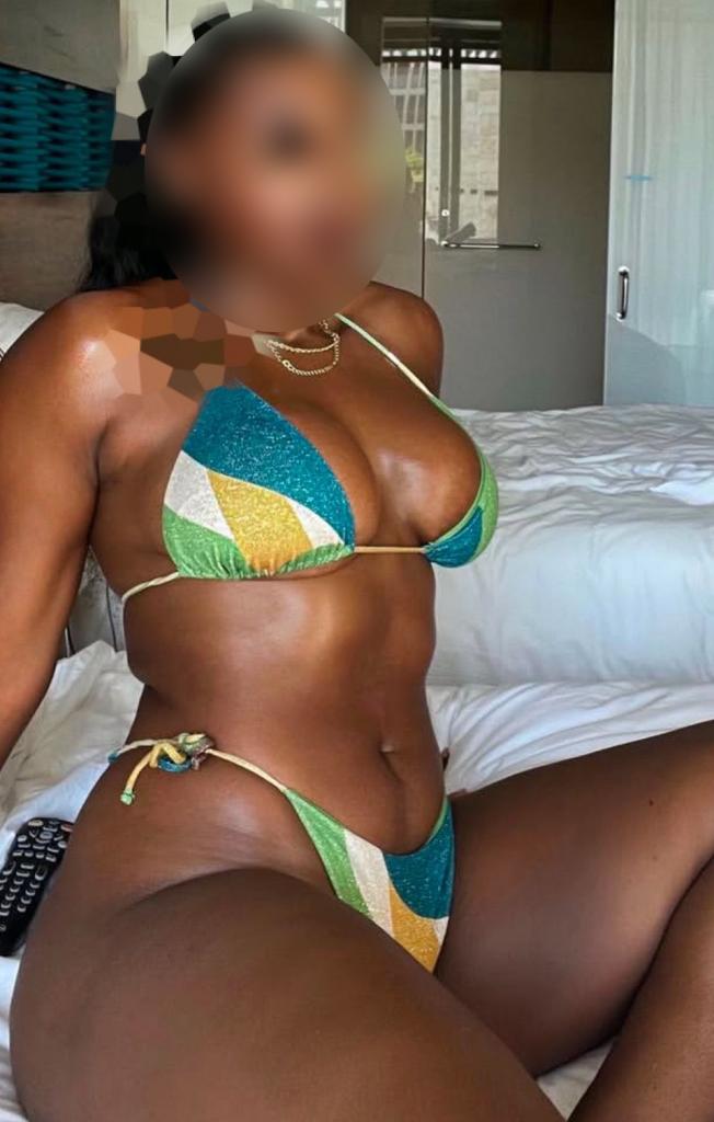 Chica busca chico en Tenerife: 