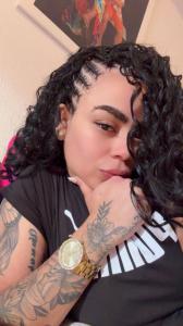 641094170: Chica busca chico en La Coruña