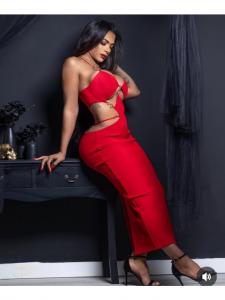 677691723: Travesti en Barcelona