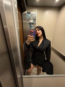 613264921: Chica busca chico en Málaga