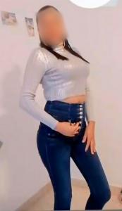688394537: Chica busca chico en Madrid