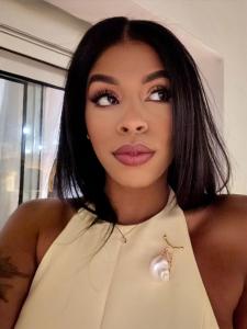 610198452: Chica busca chico en Madrid