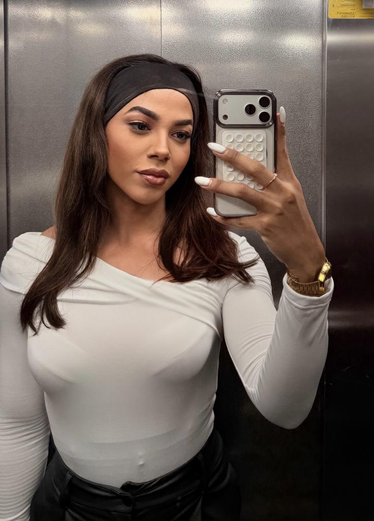 672309001: Transexual en Murcia