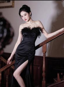 742019790: Chica busca chico en La Coruña