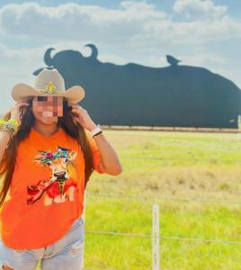 643443196: Chica busca chico en Cáceres