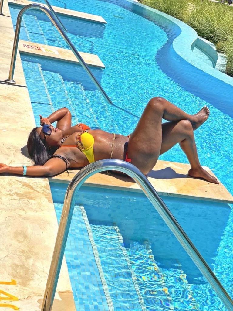 664065577: Chica busca chico en Valencia