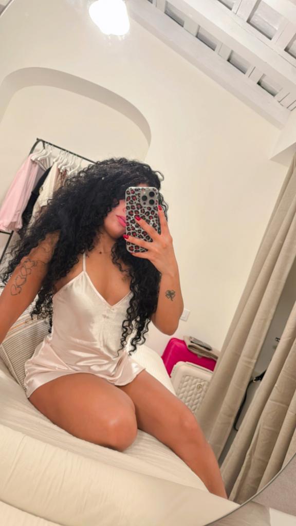 Chica busca chico en Sevilla: 