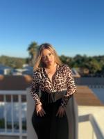 666314324: Chica busca chico en Ibiza