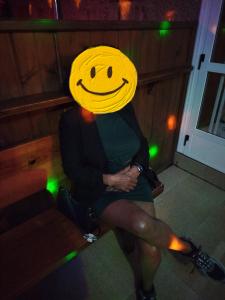 617227143: Chica busca chico en Orense