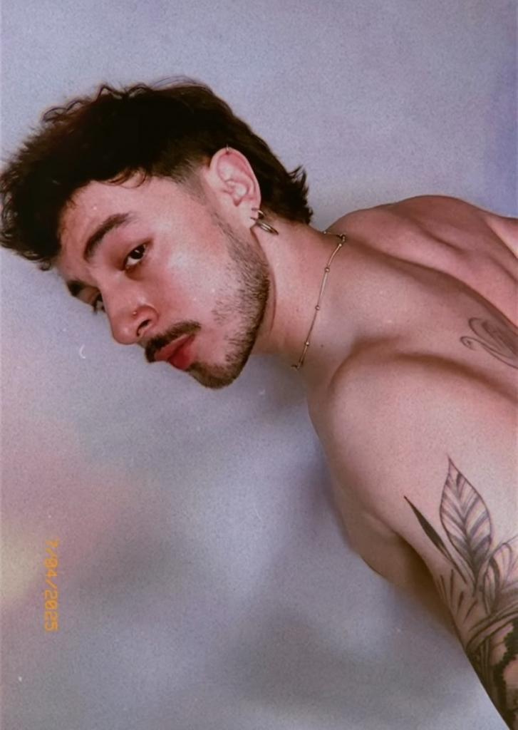 672044911: Chico busca chica en Ceuta