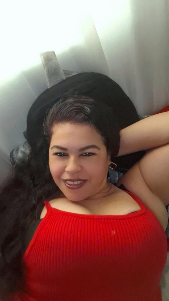 631434826: Chica busca chico en Murcia