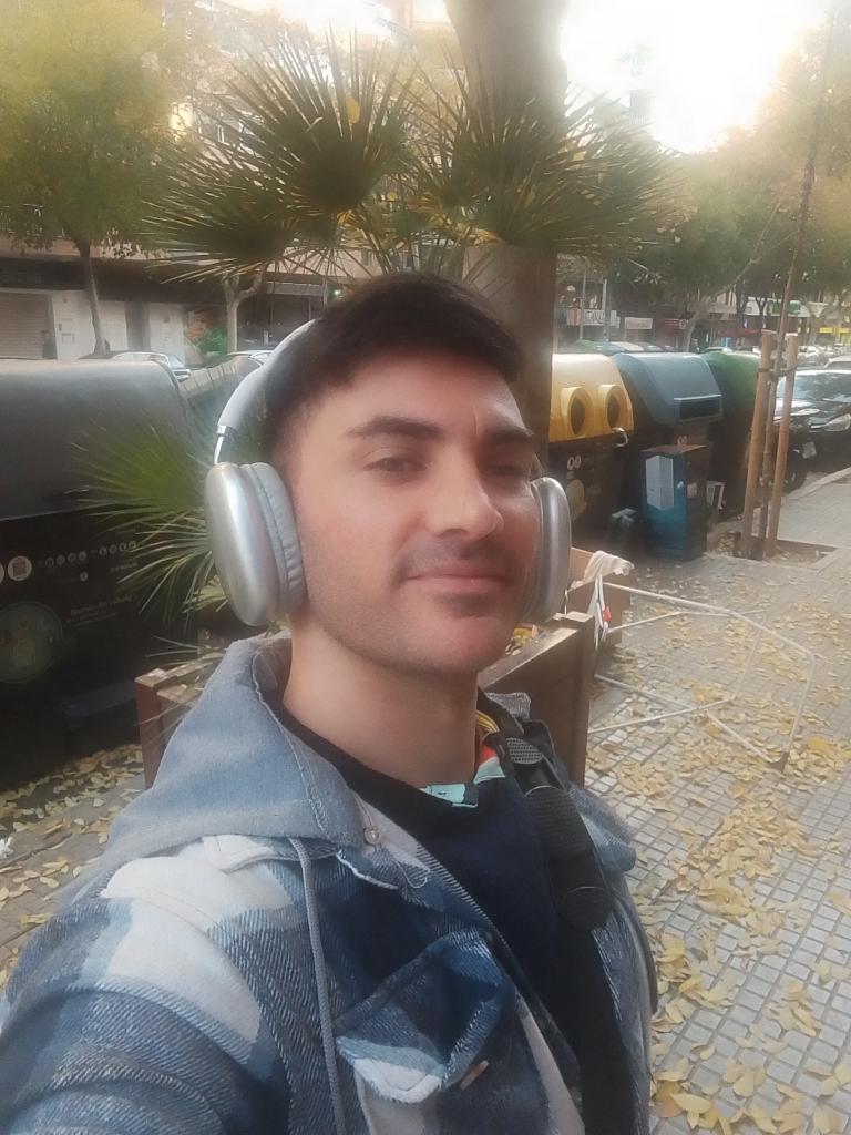 Chico busca chica en Mallorca: 