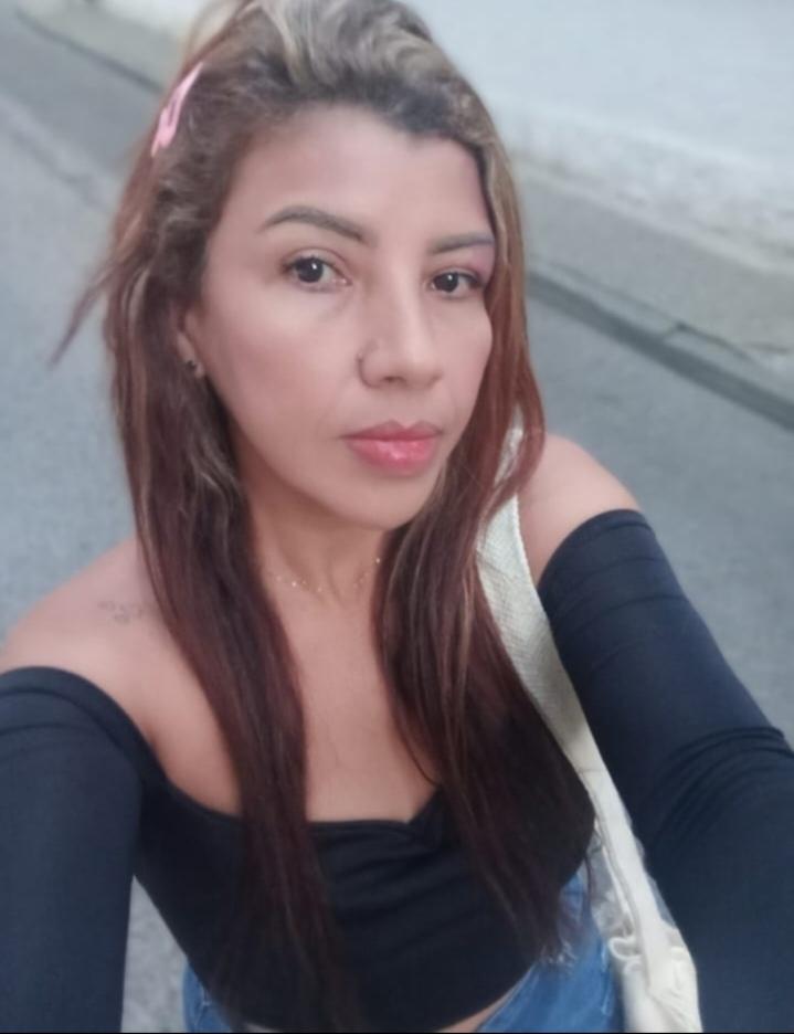 Chica busca chico en Huelva: 