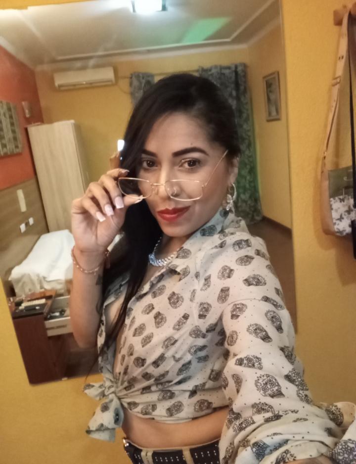 Chica busca chico en Granada: 