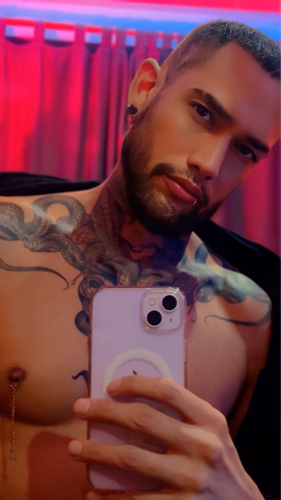 604169691: Chico busca chica en Valladolid