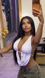 602340501: Chica busca chico en Sevilla