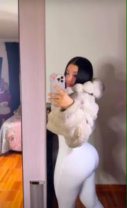 641695772: Chica busca chico en Madrid