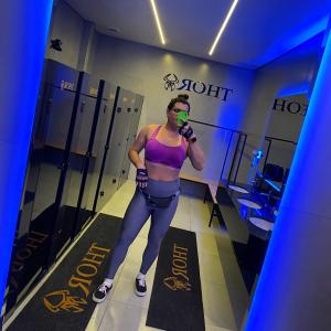 654307358: Transexual en Pontevedra