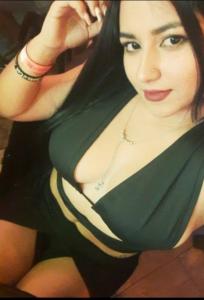 603532671: Chica busca chico en Sevilla