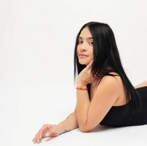 643637977: Chica busca chico en Valencia