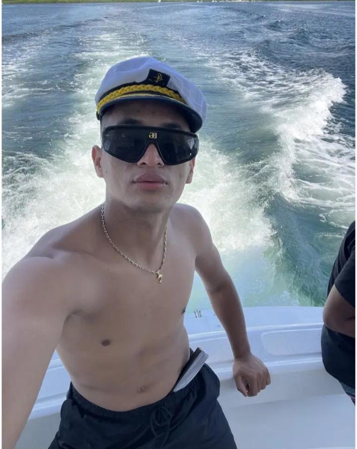 Chico busca chica en Murcia: 