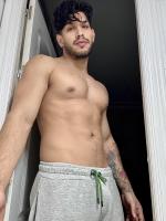 643852366: Chico busca chica en Sevilla