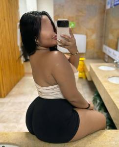 612479080: Chica busca chico en Barcelona