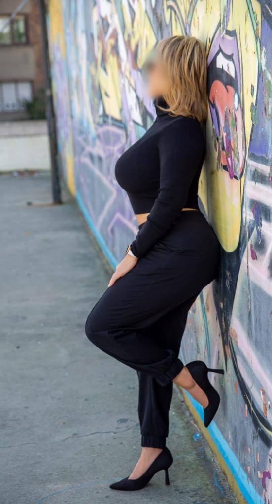 Chica busca chico en Asturias: 